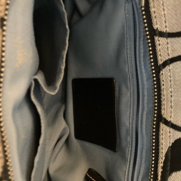 Coach Handbag - Picture 5 of 6